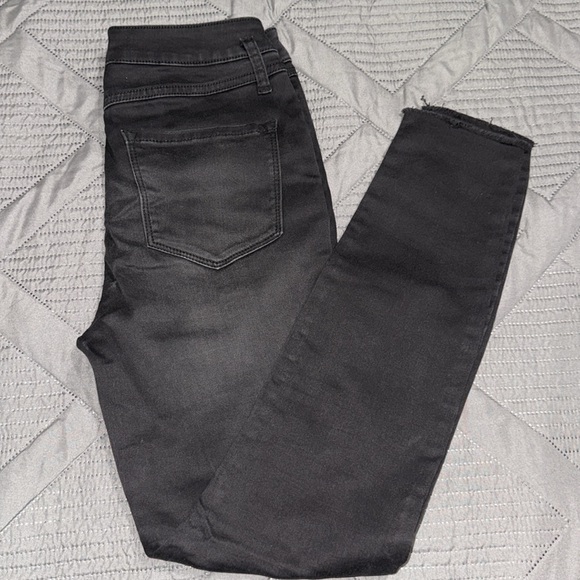 Rewash Women Juniors Skinny Jeans Color Black Size 5/27 Good Condition - Picture 5 of 6